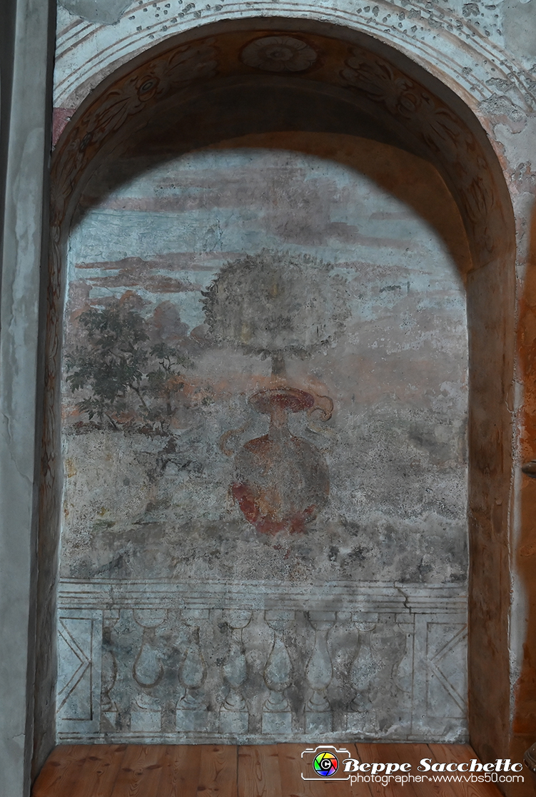VBS_2971 - Novalesa - Abbazia. Parrocchia. Cascata del Rio Bard.jpg